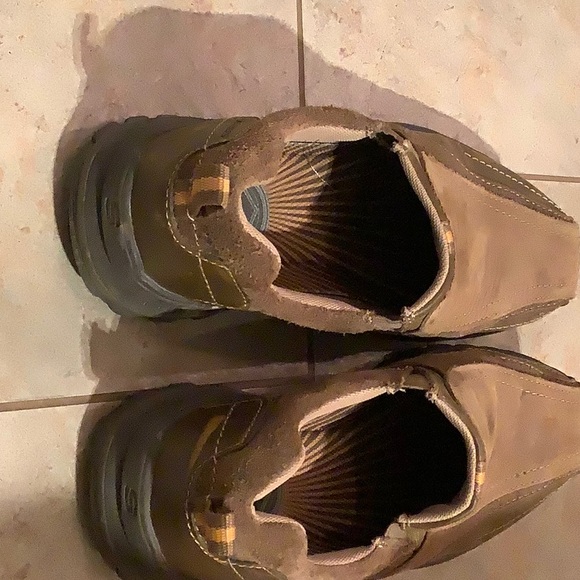 Skechers Shoes - Picture 3 of 4